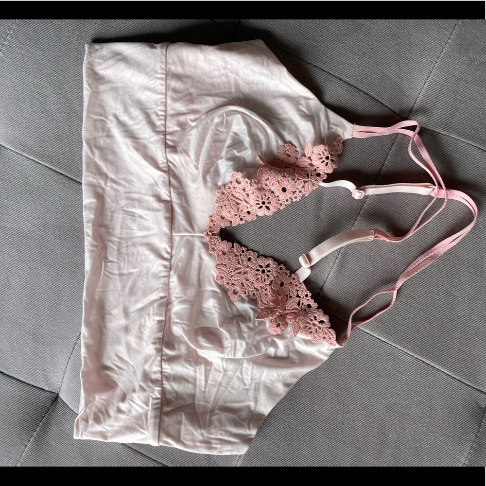 Lace detail bralette